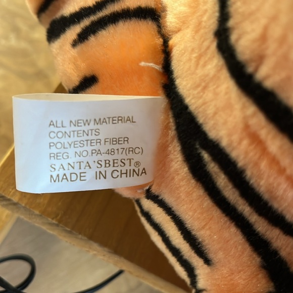 Vintage Santas Best Winnie Pooh and Tiger animation Christmas Wood Sled - Picture 4 of 5